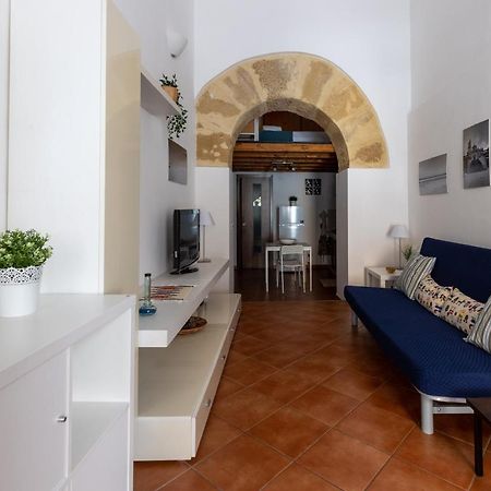 La Casa Del Cacciatore - Alloggio Con Terrazzo Apartment Palermo Exterior photo