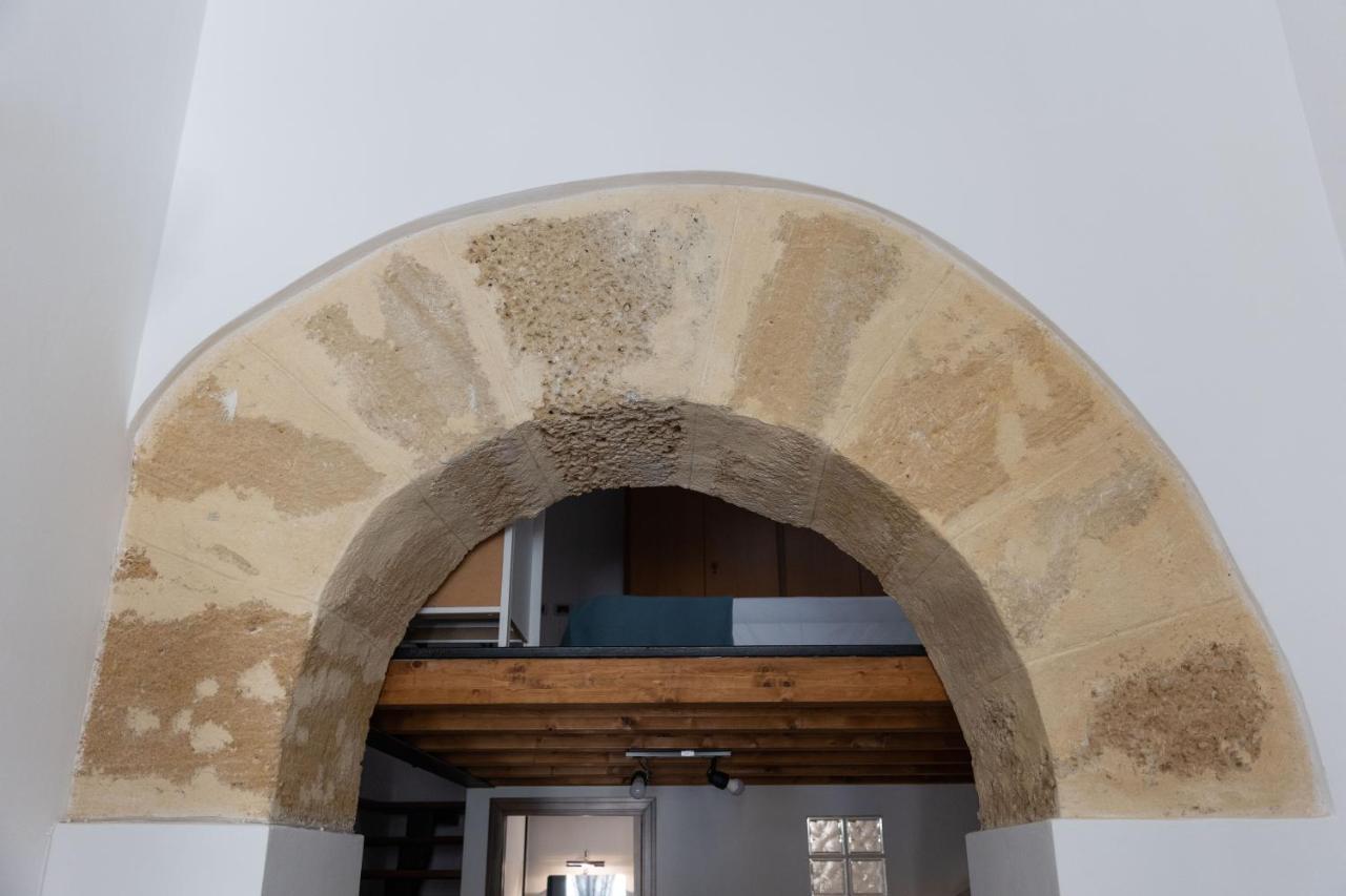 La Casa Del Cacciatore - Alloggio Con Terrazzo Apartment Palermo Exterior photo